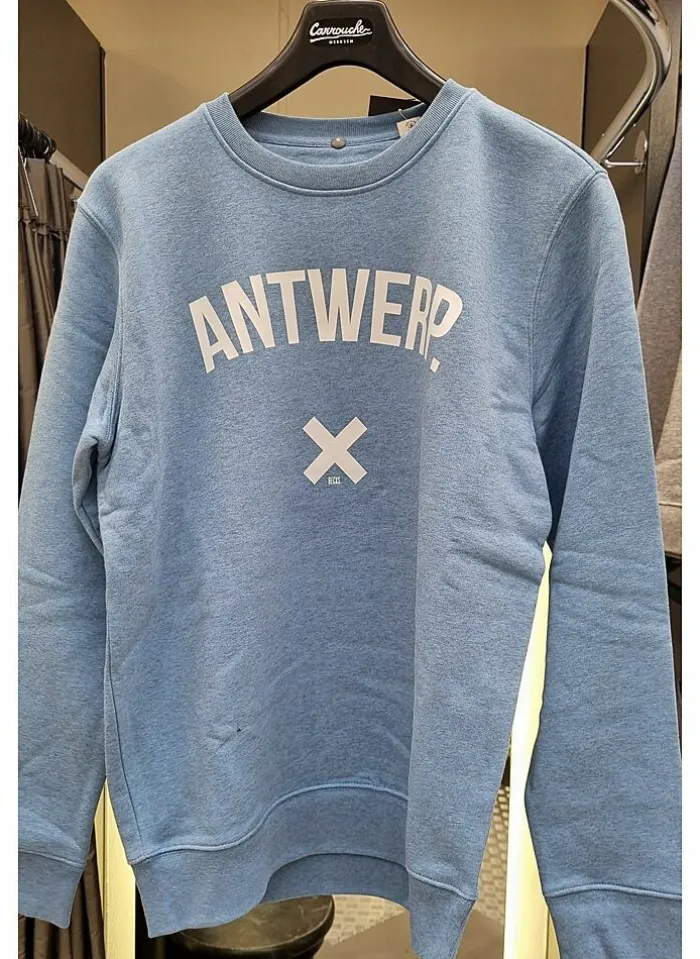 BECKS. Becks Sweater Antwerp X Store