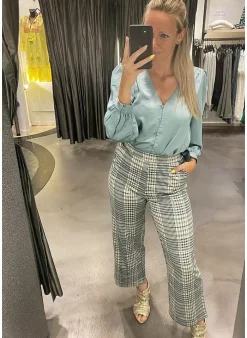 Vila Broek Viraja Ruit caramel cafe Cheap